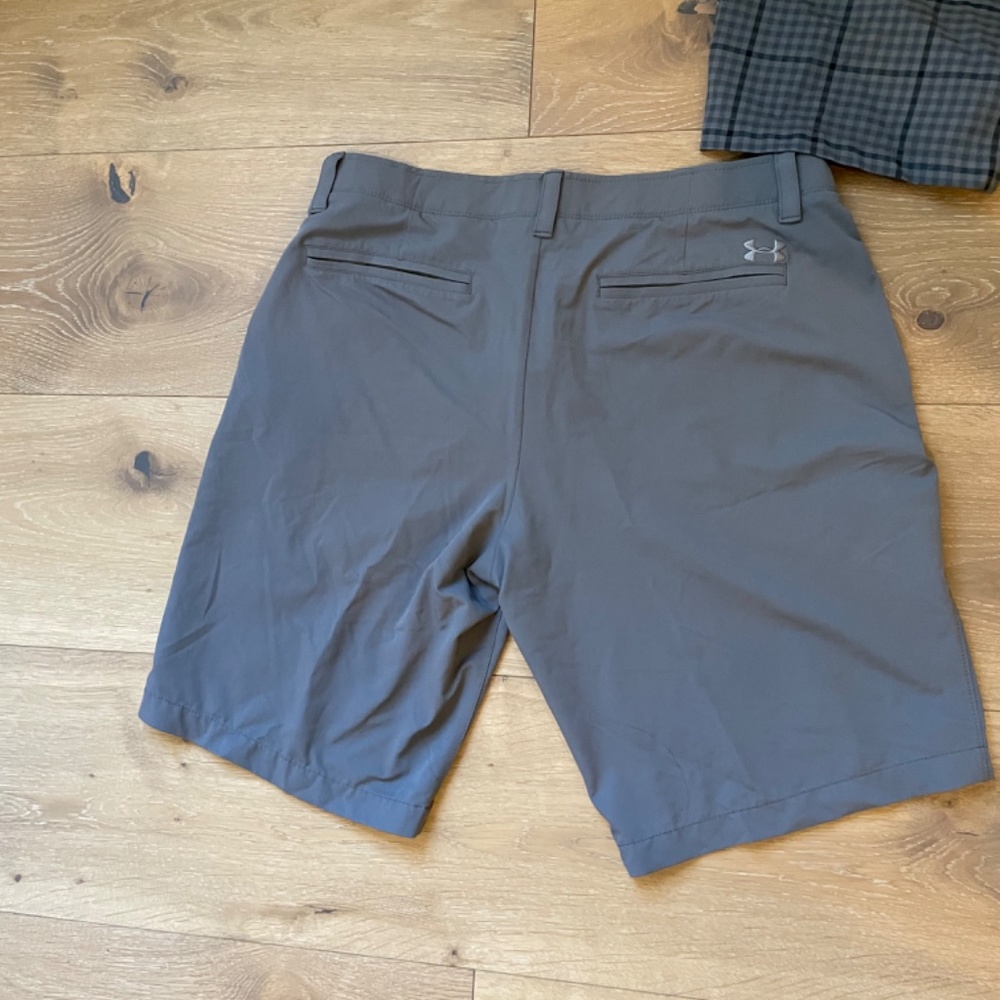 A bundle of 3 Men’s Under Armour, UA Drive Tapered shorts in great condition! - Picture 12 of 16